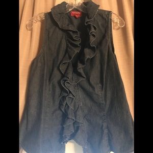 Chaps Denim blouse with ruffles! ❤️❤️❤️